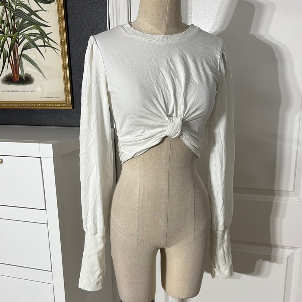 Elegant White Knotted Long Sleeve Top - Picture 2 of 9